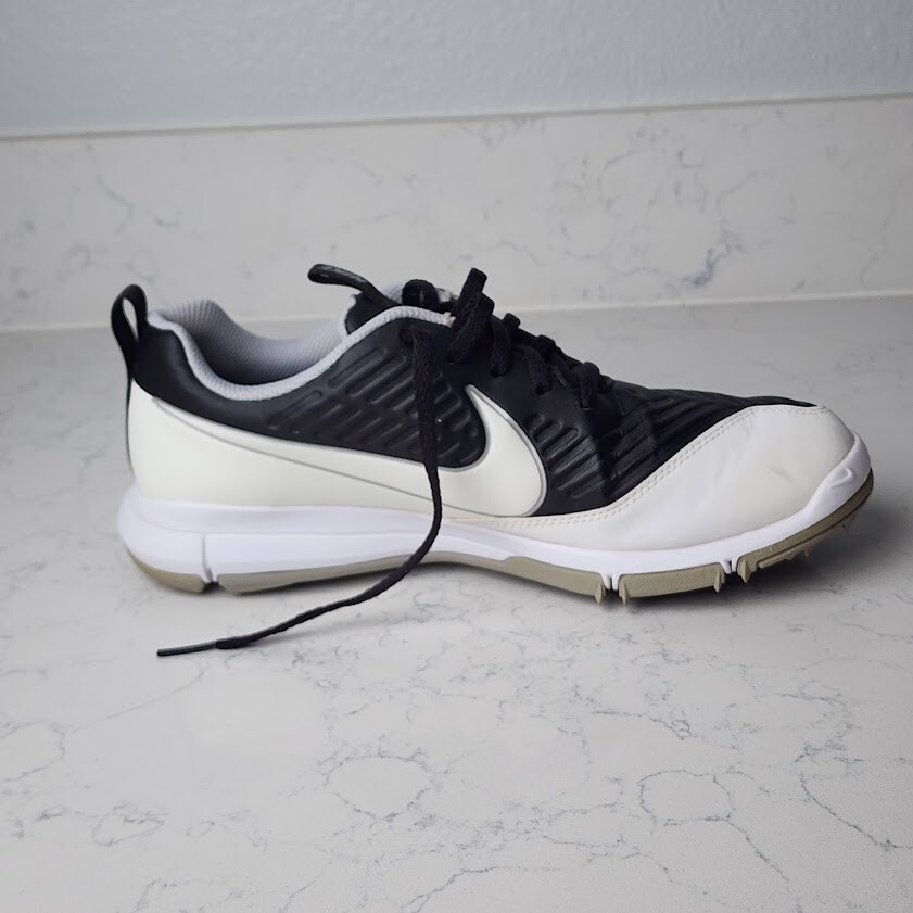 Nike Men's Explorer 2 Golf Shoes 849957-005 Size 7 Black White Metallic Silver