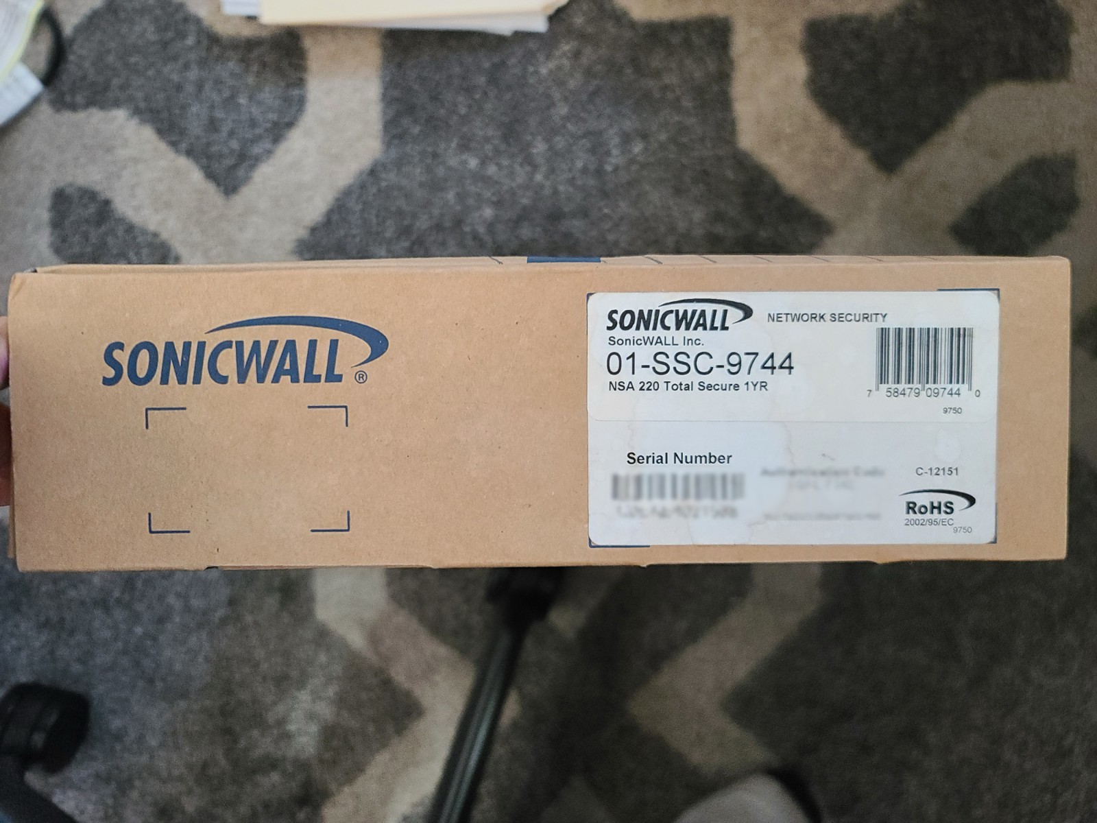 SONICWALL NSA 220 Firewall Network Security Appliance APL24-08E w/ Power Adapter