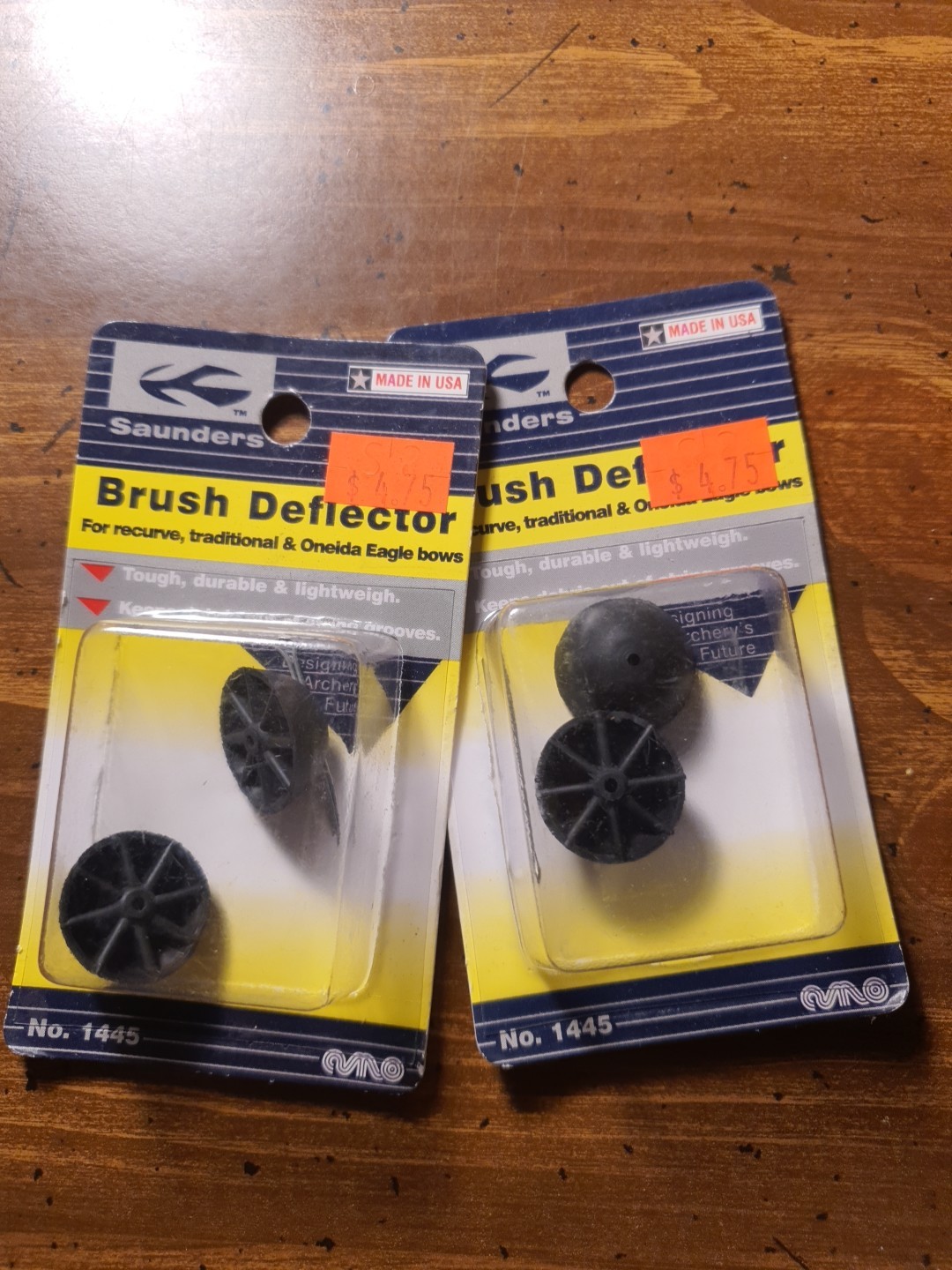 Saunders Brush-Deflector for Recurve & Long Archery 2 Packs