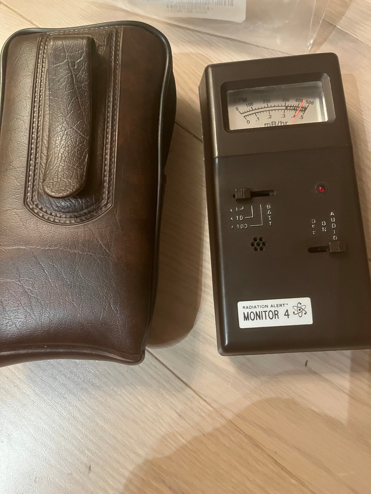 Radiation Alert Monitor 4  S.E. International survey meter geiger counter