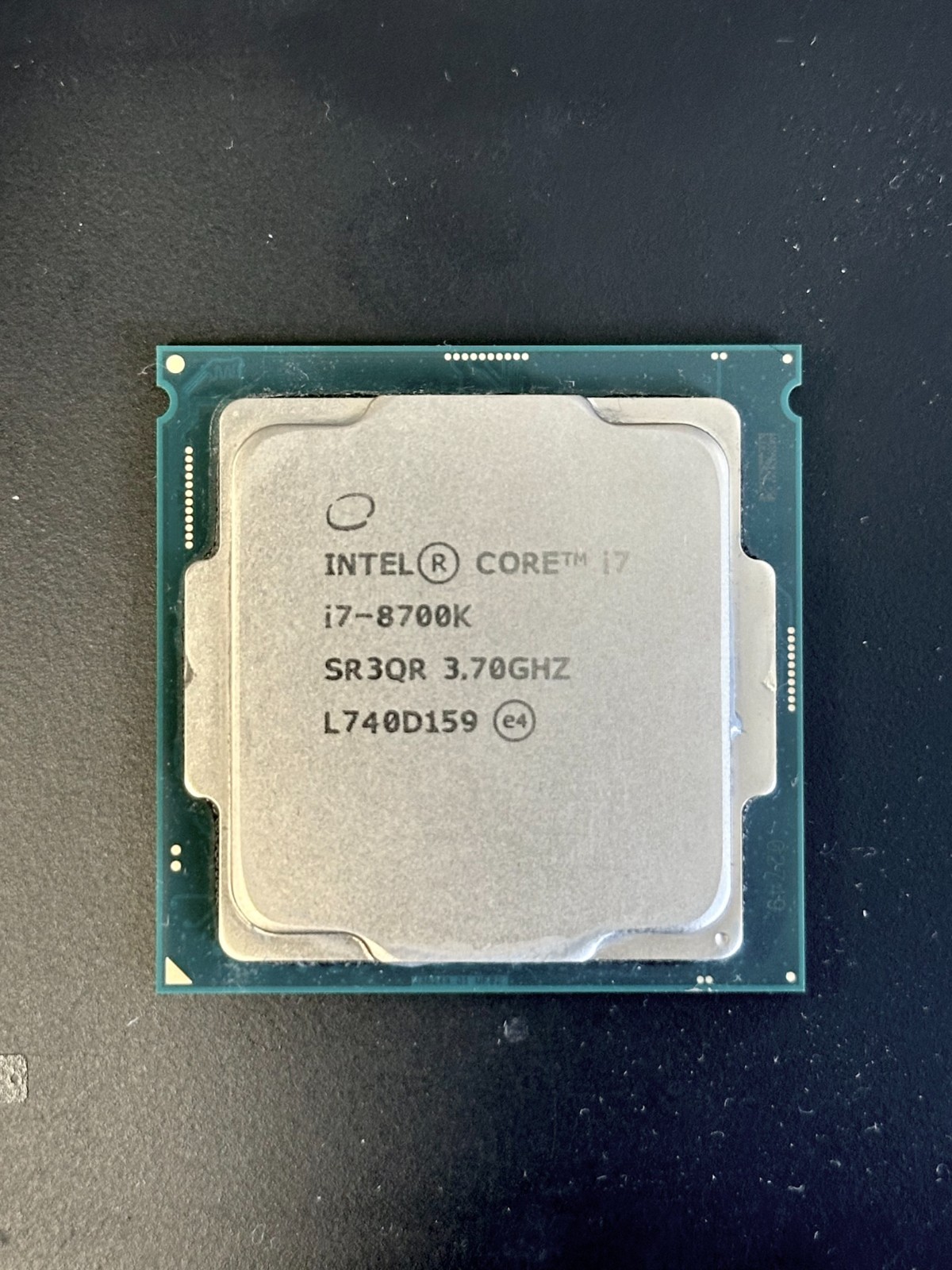 Intel Core i7-8700K CPU Processor 3.7GHz, 6 Cores, LGA 1151 Overclockable SR3QR