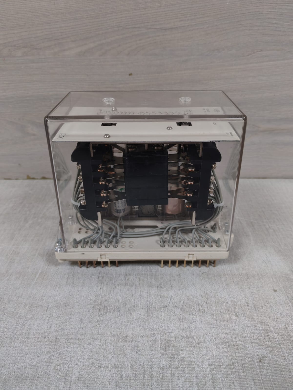 ABB RXMVB 4 RK 251 401-AP RELAY 125V
