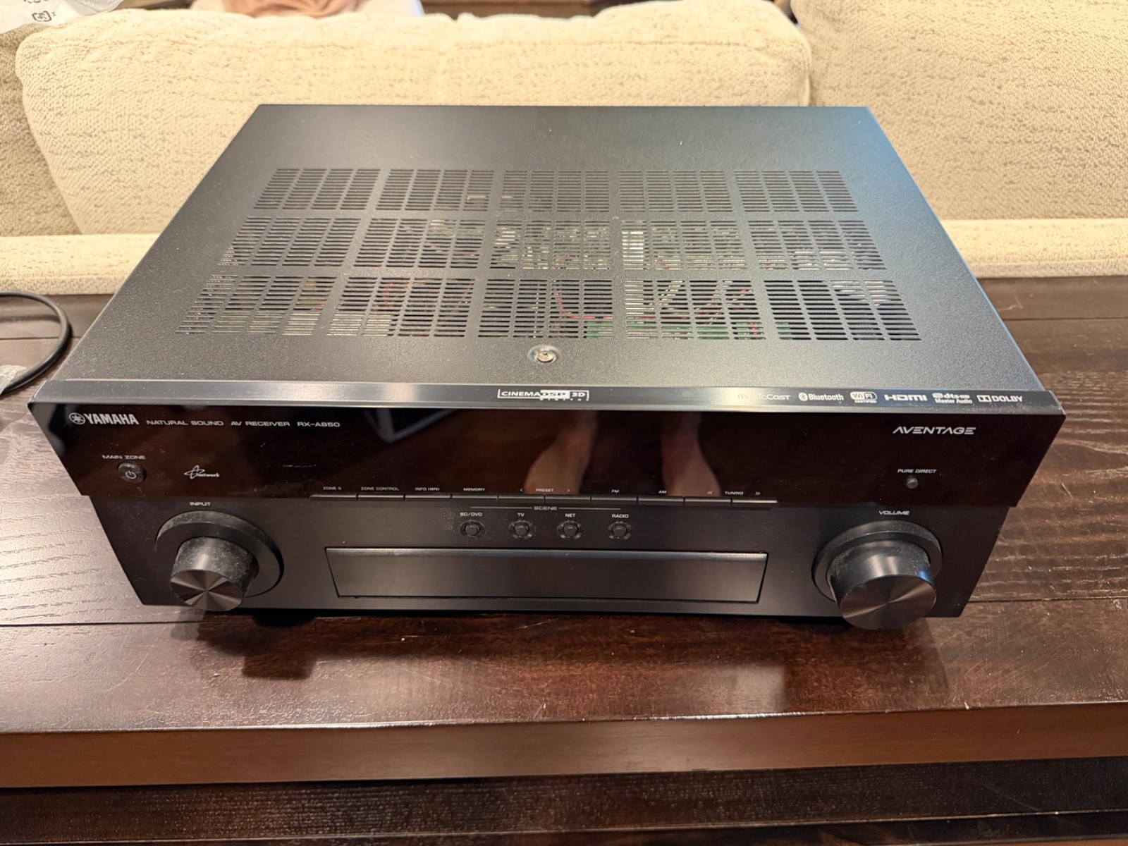 Yamaha RX-A850 A/V Receiver 7.2 Channels Dolby DTS Radio Tuner Bluetooth Black