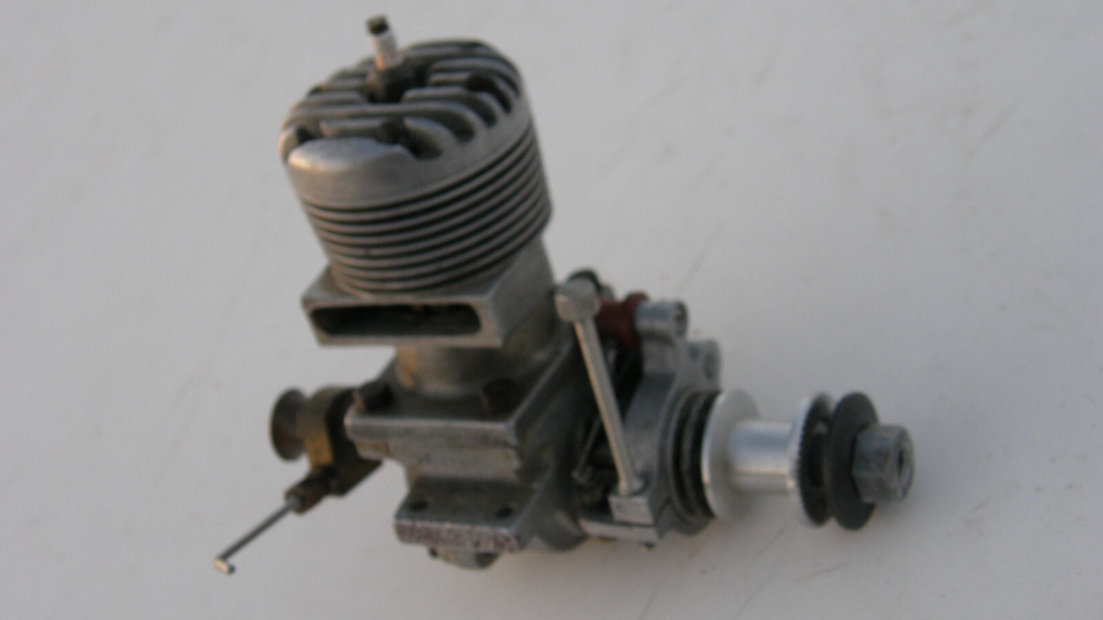 Hornet 60 Model Airplane Engine w/ Excellent Compression & Dual Ringed Piston