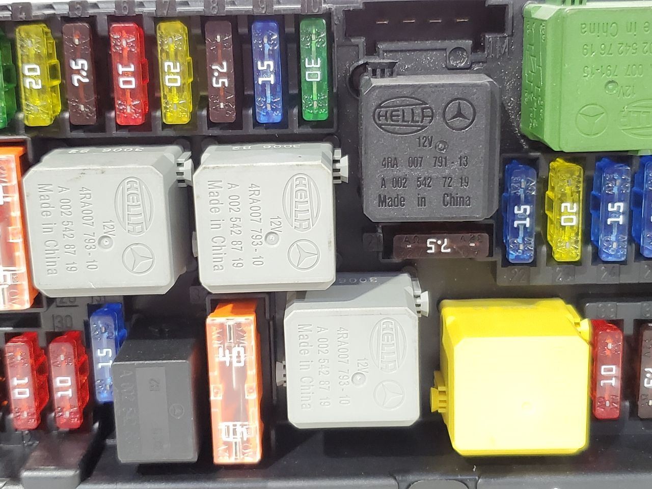 2014 Mercedes E350 OEM Front SAM Module A2129006924