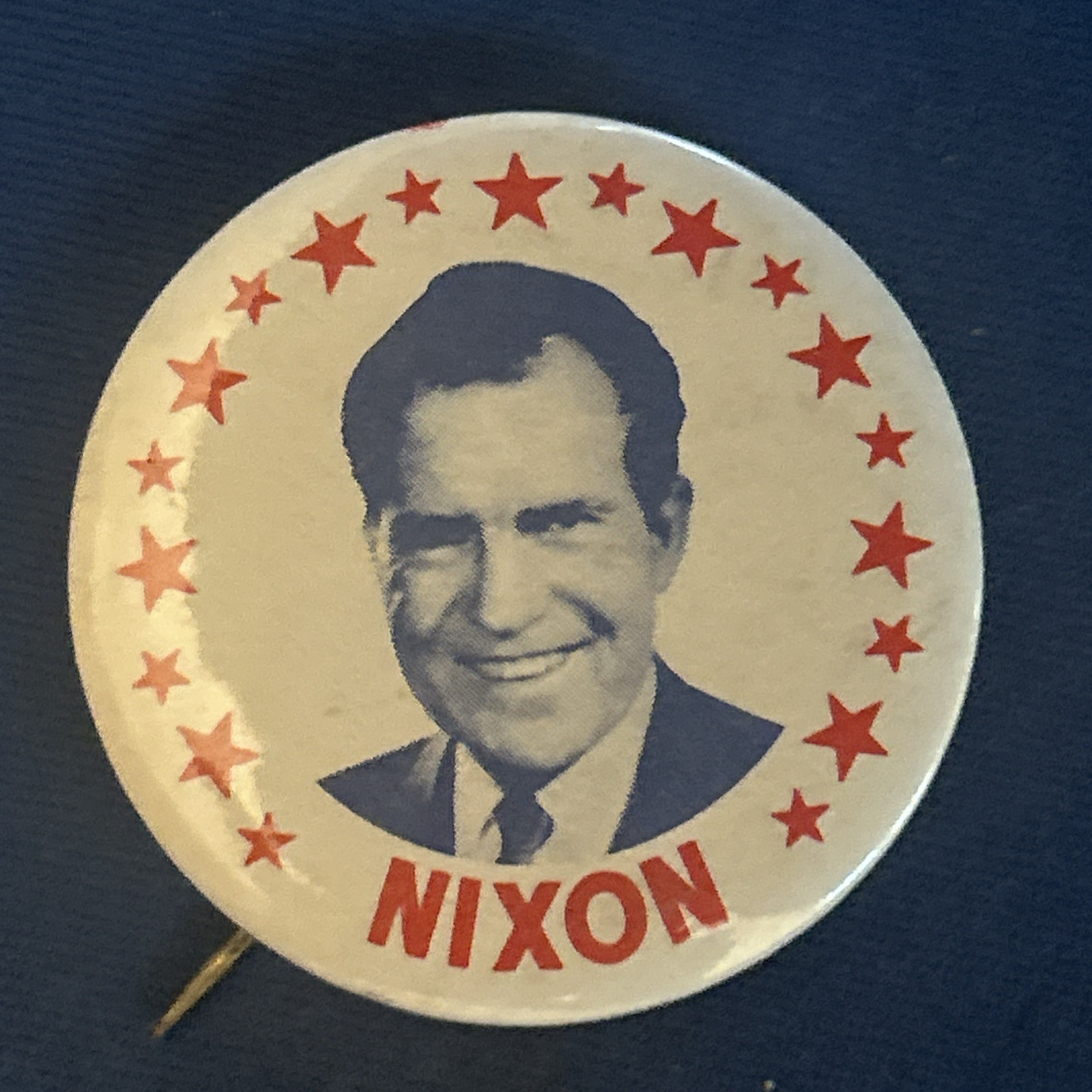 Richard Nixon red stars   1 3/4” pinback button pin