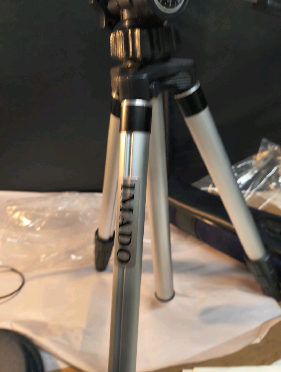 Imado Camera Tripod - Expands from 15 inches to 45 inches height w/ Case