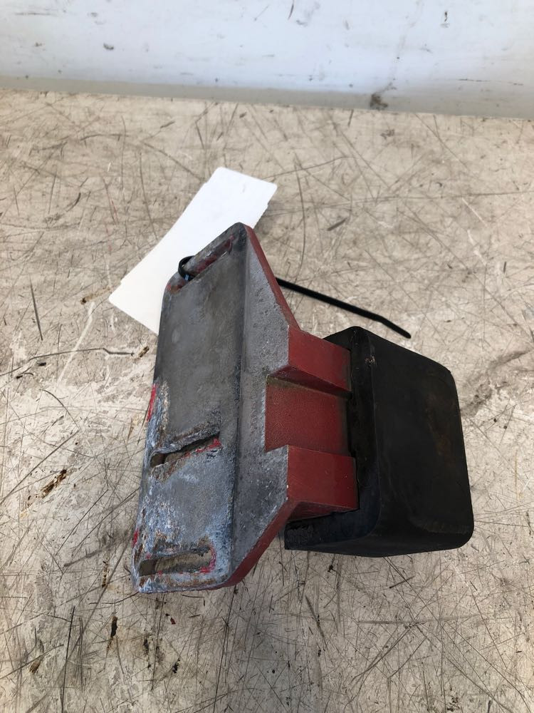 2005 Hood Rest for Peterbilt 385 (638-10345)