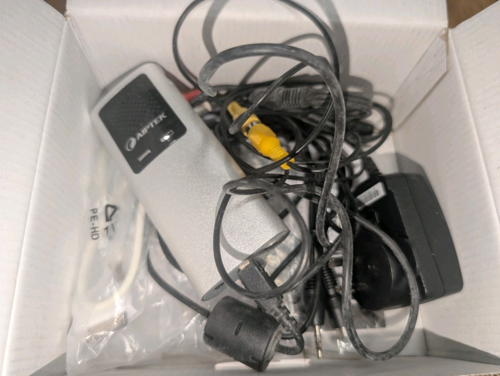Aptek Pocket Cinema T30