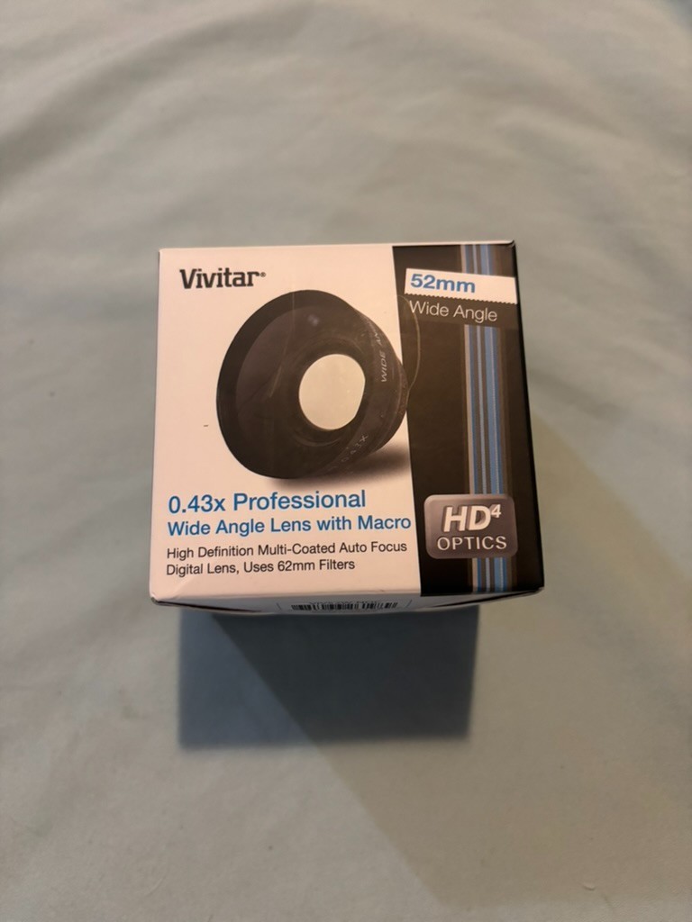 Vivitar 52mm 0.43x Professional Wide Angle Lens with Macro - VIV-52W