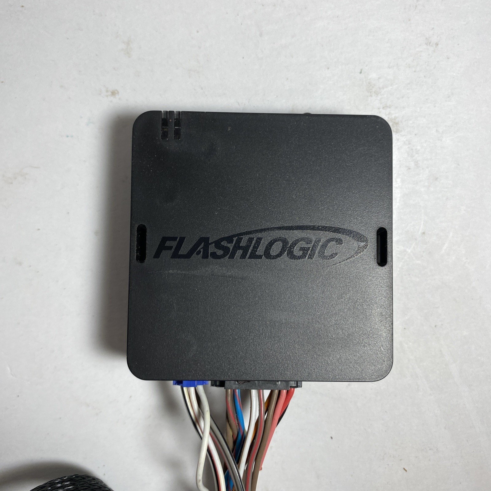 Flashlogic Remote Start Module, Wires, & USB - FLRSCH10 - Untested As Is