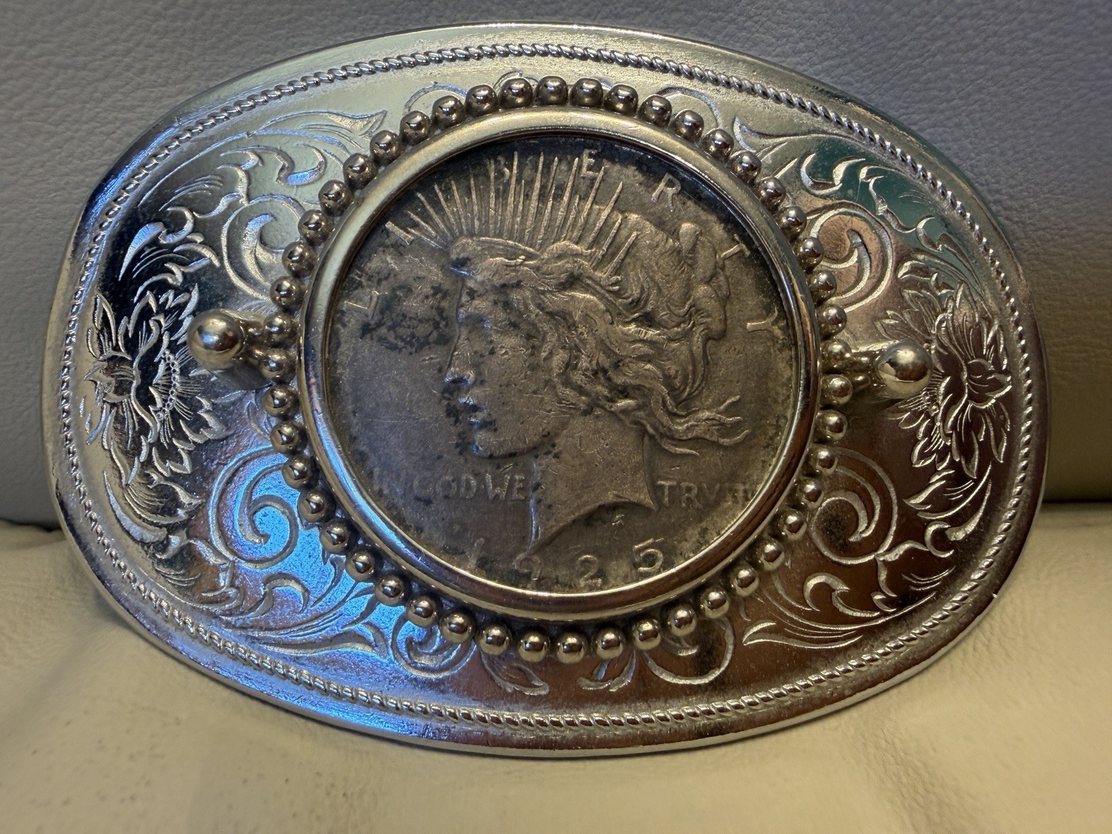 1925 USA United States Coin LIBERTY EAGLE Peace Dollar (with Buckle Belt)