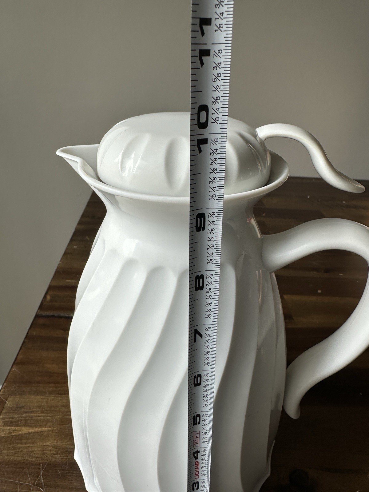 Modern White Thermal Coffee Carafe Server Insulated Pitcher 10” Swirl Design