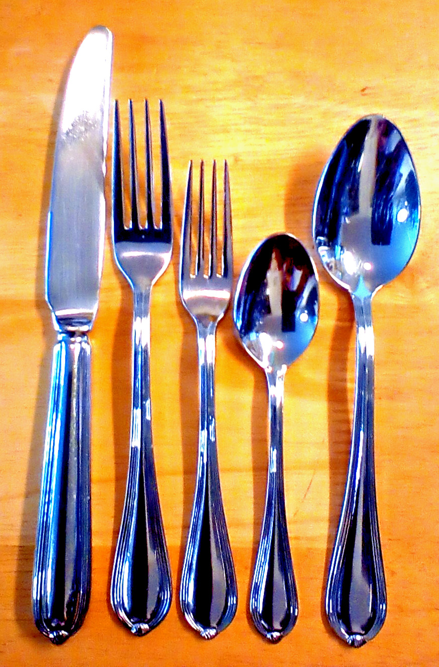 Villeroy & Boch EMILY 18/10 Stainless Flatware "YOUR CHOICE" Outlined Edge/Knot