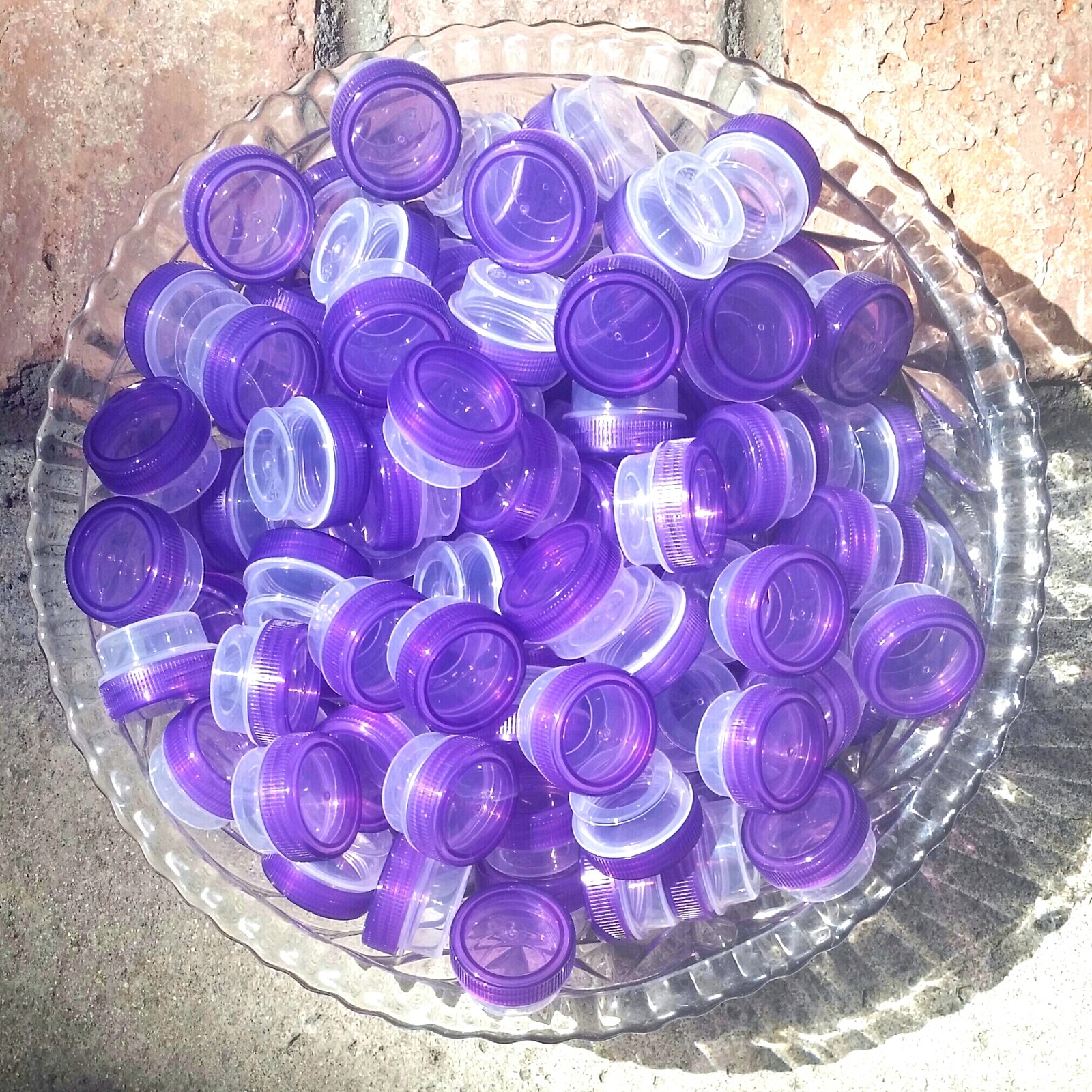 1 TSP 1/4oz Plastic 3 Gram CONTAINERS 100 JARS PURPLE Caps Lid 3301 USA DECOJARS