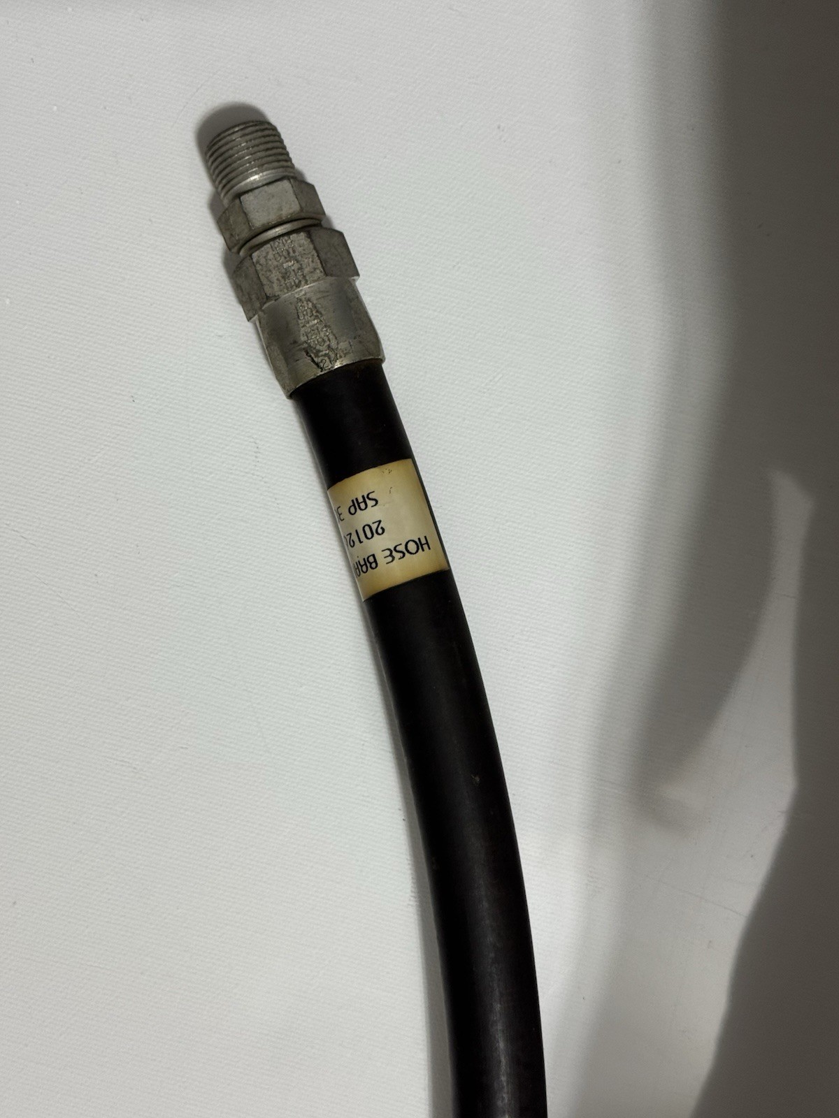 Bendix DD3 Air Brake Hose Assembly 2012697 SRP 3002 ~26" Threaded Ends
