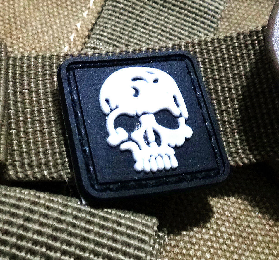 2 PCS PVC MINI Pirate SKULL DEATH Training USA US ARMY BADGE PATCH