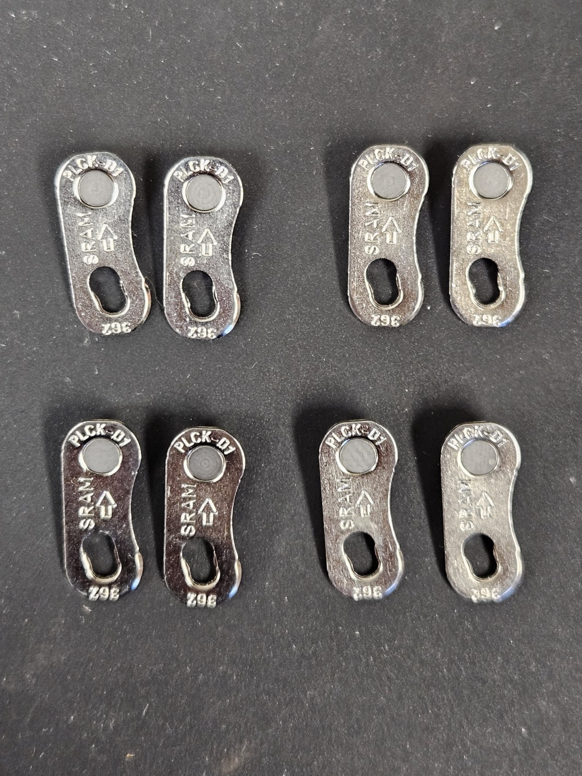 SRAM AXS Road 12-Speed Flattop PowerLock Link Pack of 4 Pairs