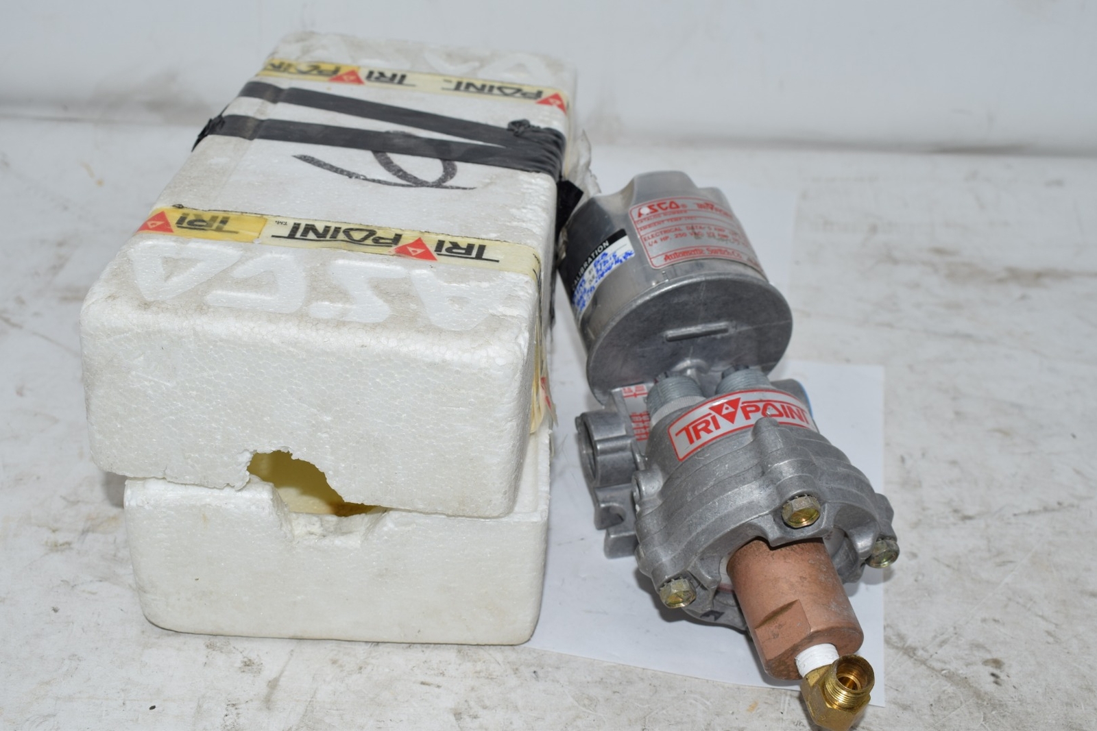 ASCO SA31A PRESSURE SWITCH 5AMP 125-250VAC Tri-Point