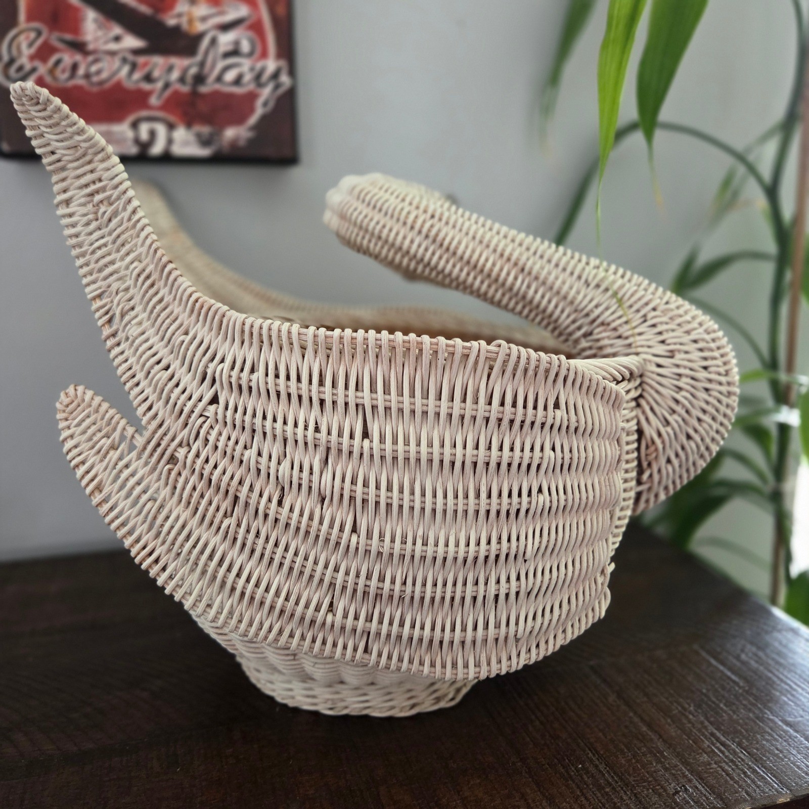 Vintage Swan Wicker Rattan Basket White Boho Decor Medium Planter