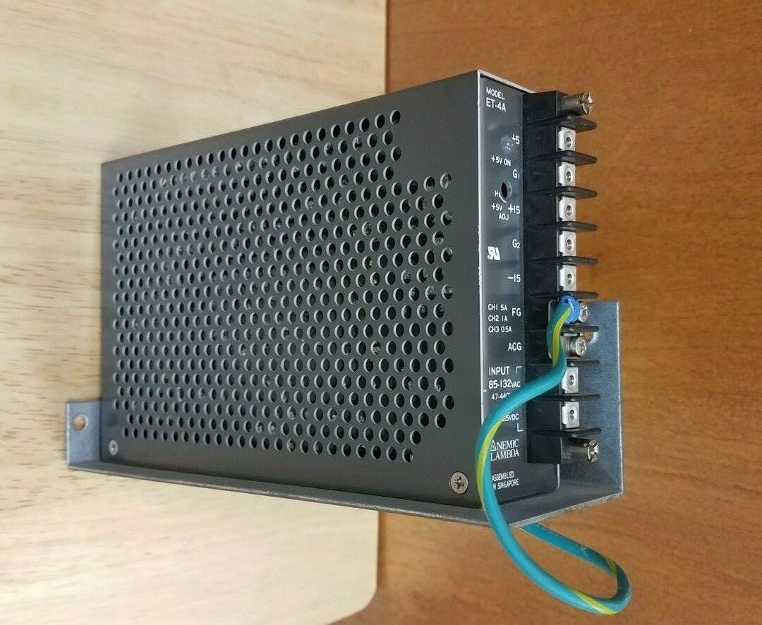 (N) LAMBDA / POWER SUPPLY Model ET-4A / (B526b)