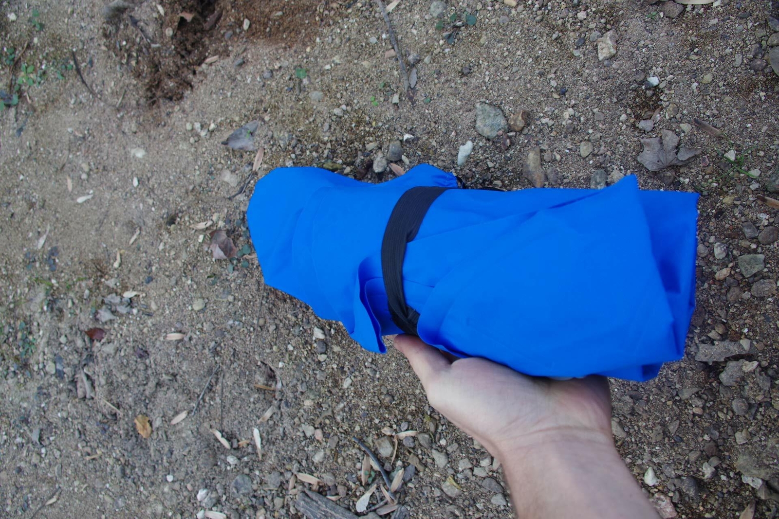 Wisemen Trading Large, and lite Weight Sleeping pad.