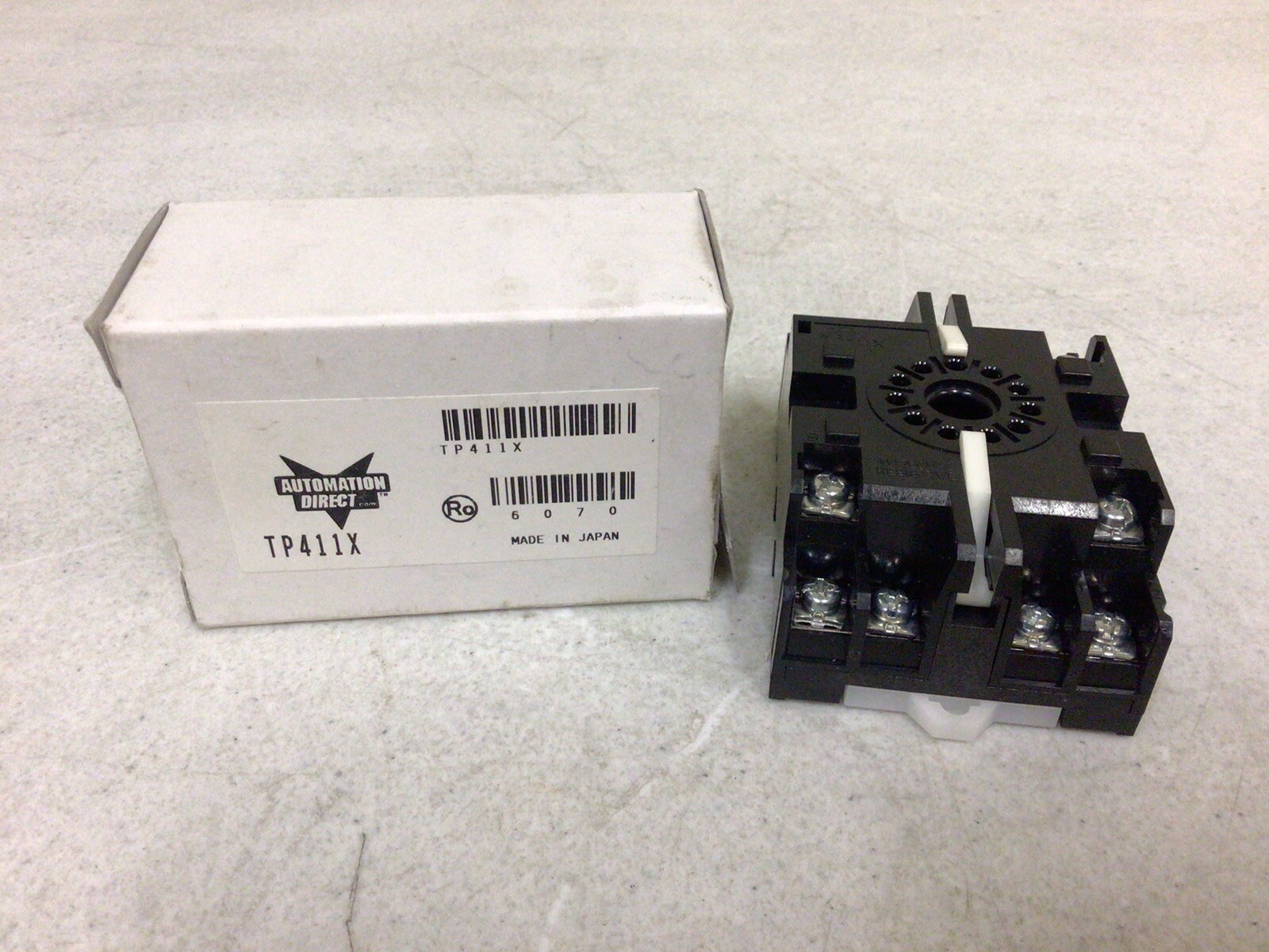 NEW, AUTOMATION DIRECT TP411X RELAY BASE SOCKET, 16205YK / 22310, FREE SHIPPING