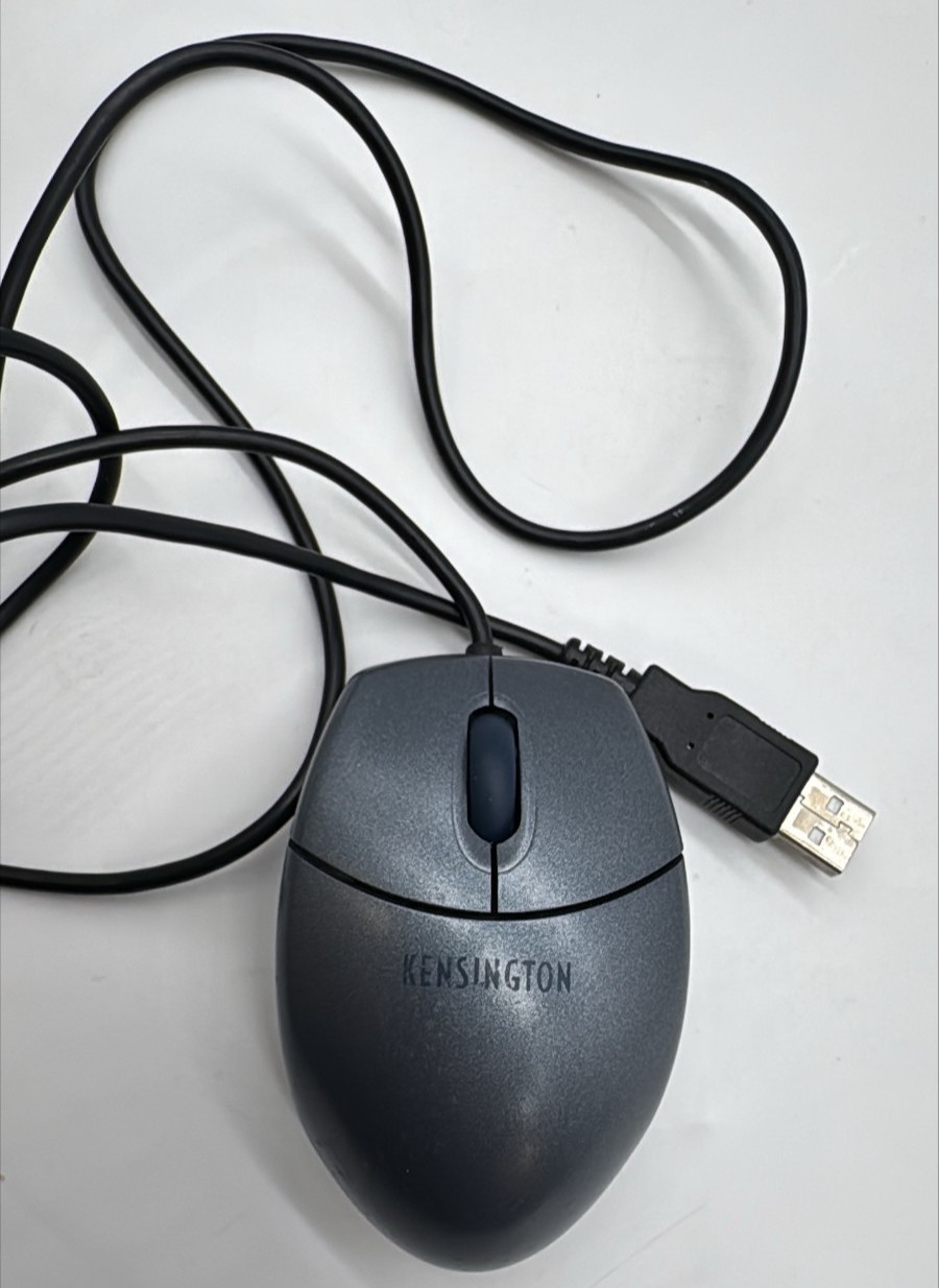 Kensington Mini Wired USB Mouse Ergonomic PocketMouse Portable Design
