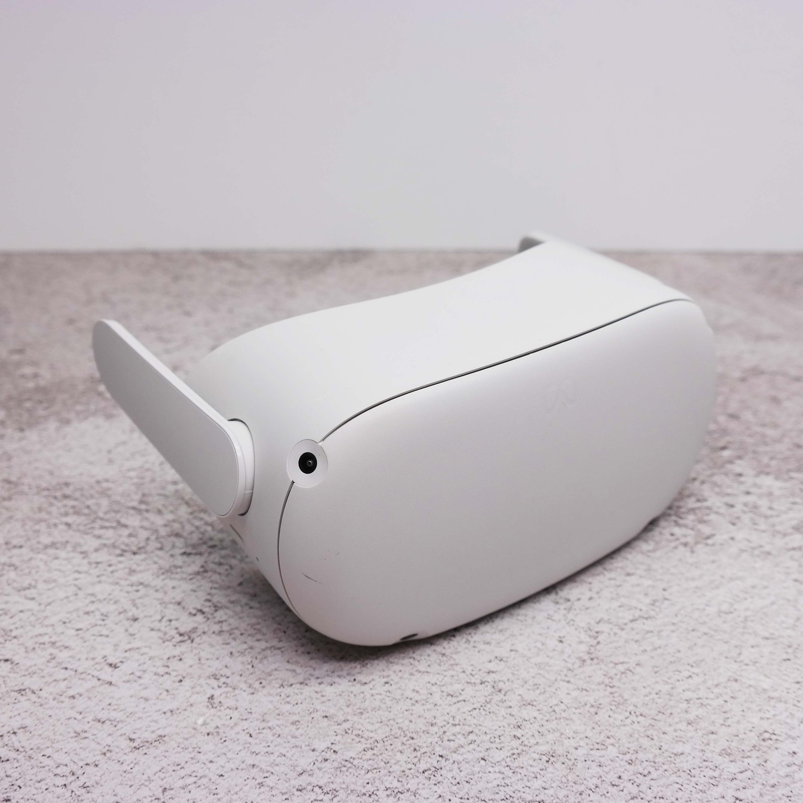 Meta Quest 2 128GB Advanced All-In-One VR Headset BROKEN