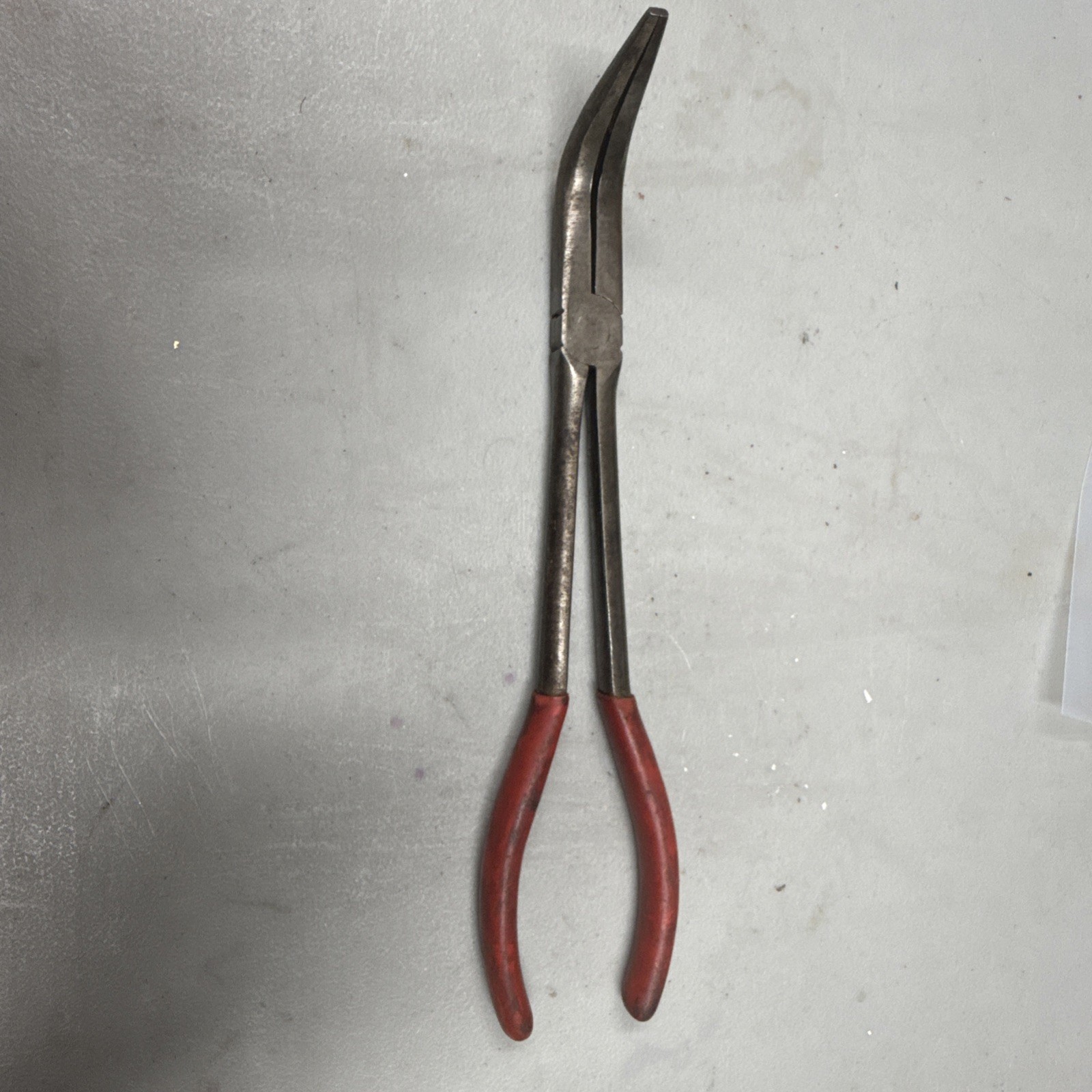 🇺🇸 Snap On Tools Long Reach Bent Curved Needle Nose Pliers Stork Red Grip