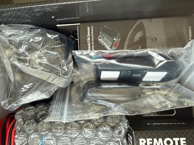 COMPUSTAR 2-Way Confirmation 8920AS 2-Way LCD Remote Start & Security System