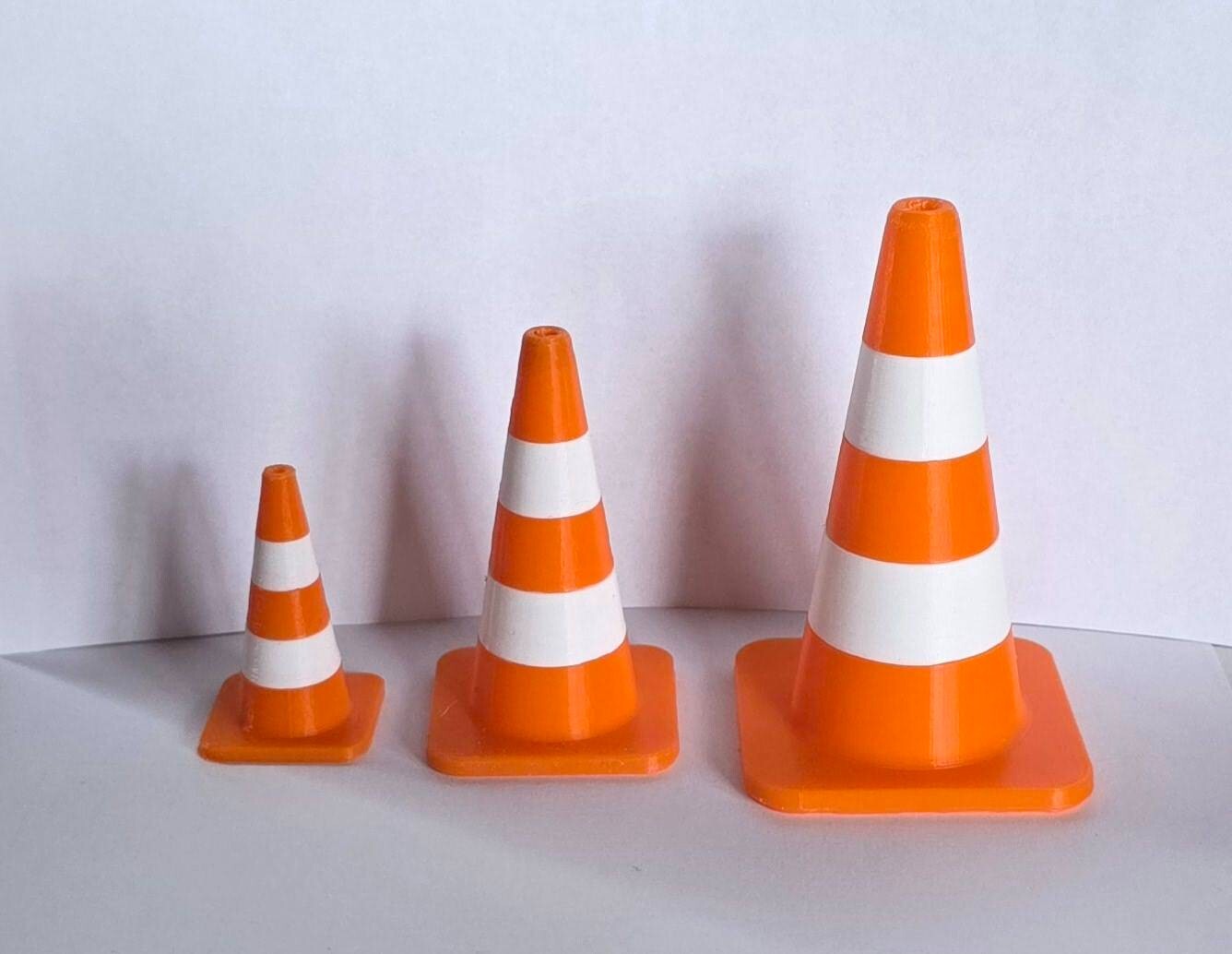 Construction Cones 4pcs Miniature Road Cone Orange Mini Traffic Cones Toy 3D
