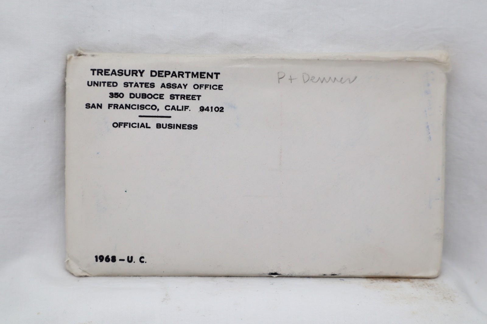 1968-P, D & S Uncirculated Mint set with 40% silver Kennedy half dollar. a