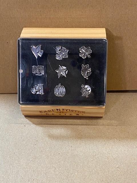 Karen Foster Embossing Tip Set Holidays, Use with Clikit