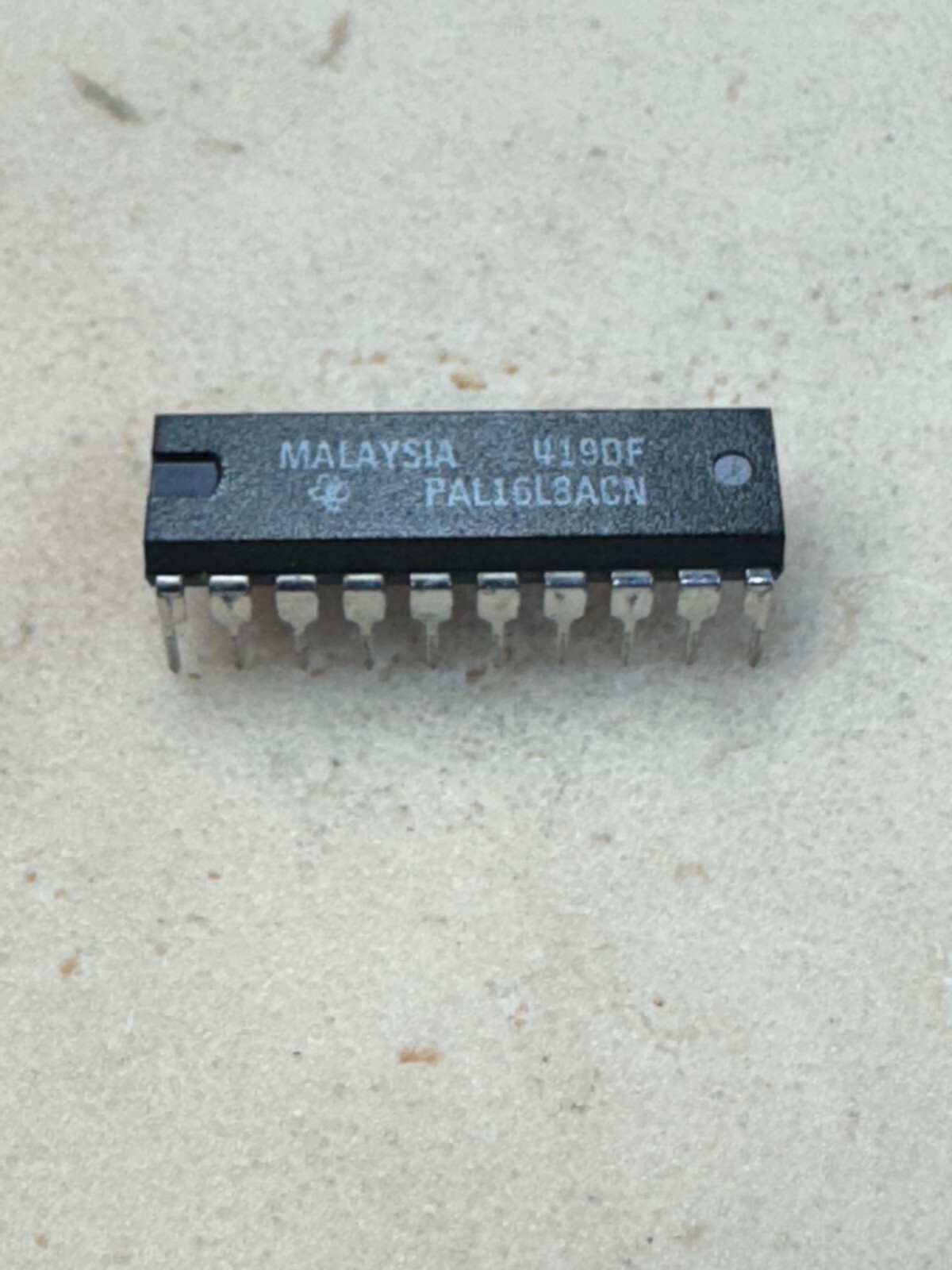 (2PCs) IC, PAL16L8ACN Texas Instruments
