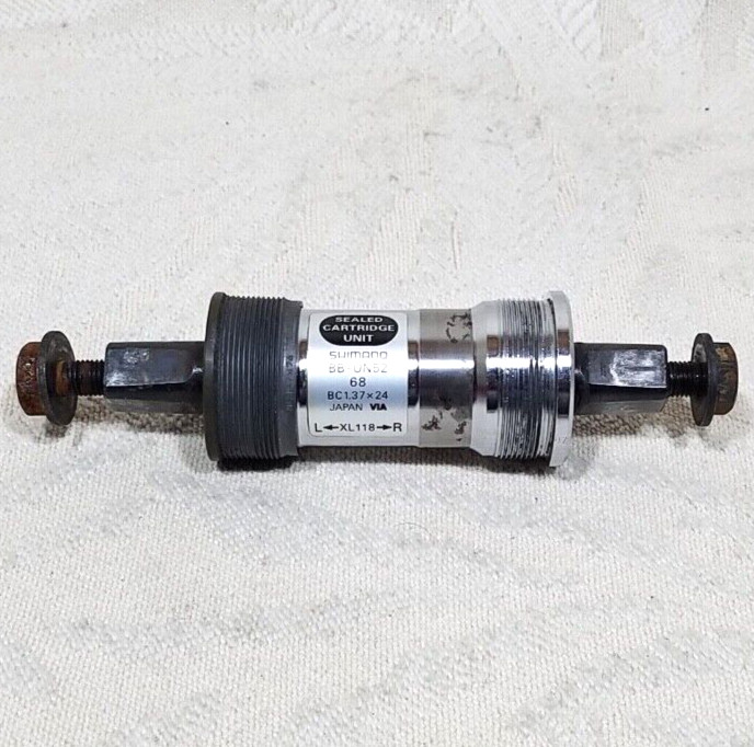 SHIMANO BB-UN52 BOTTOM BRACKET BMX AXLE 118mm THREADS 90's