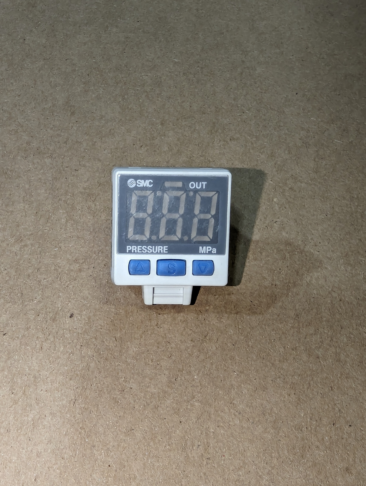 SMC Corporation ISE35-N-65-M Pressure Switch (B-3)
