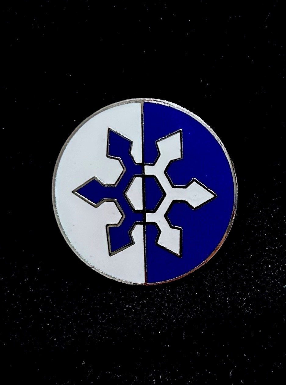 US ARMY 33RD CORPS XXXIII INSIGNIA HAT PIN WW2 Remake