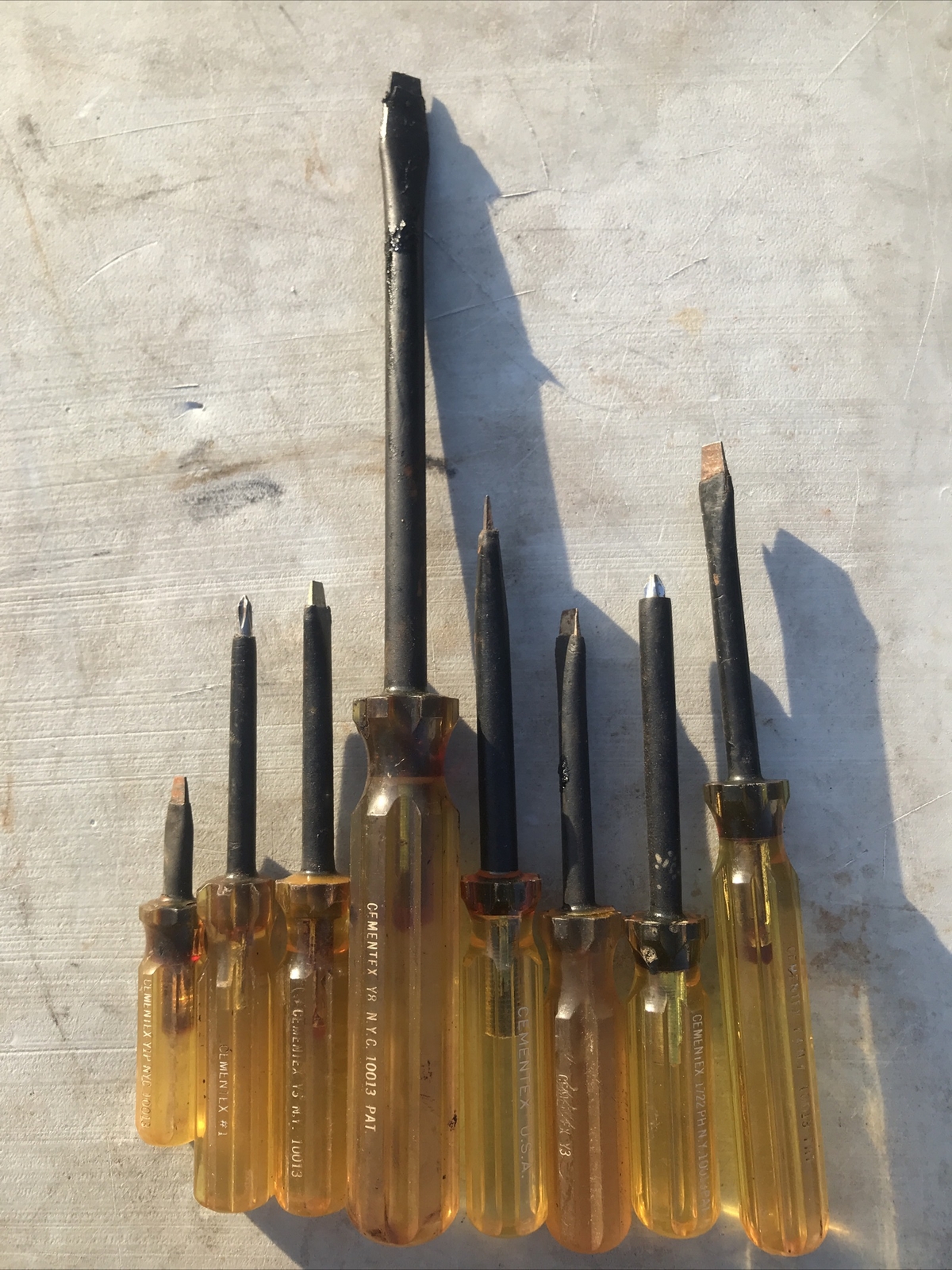 Vintage cementex insulated tools Screwdrivers Phillips Head Flat 8pc Set