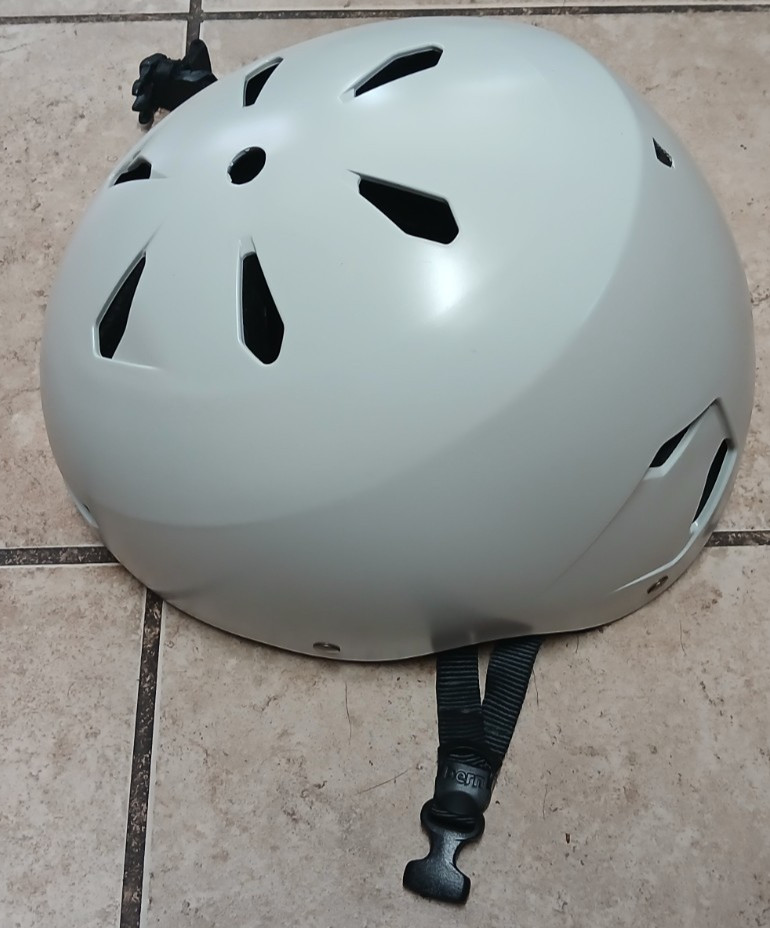 BERN Thinshell XXXL Pre-Owned Excellent Condition