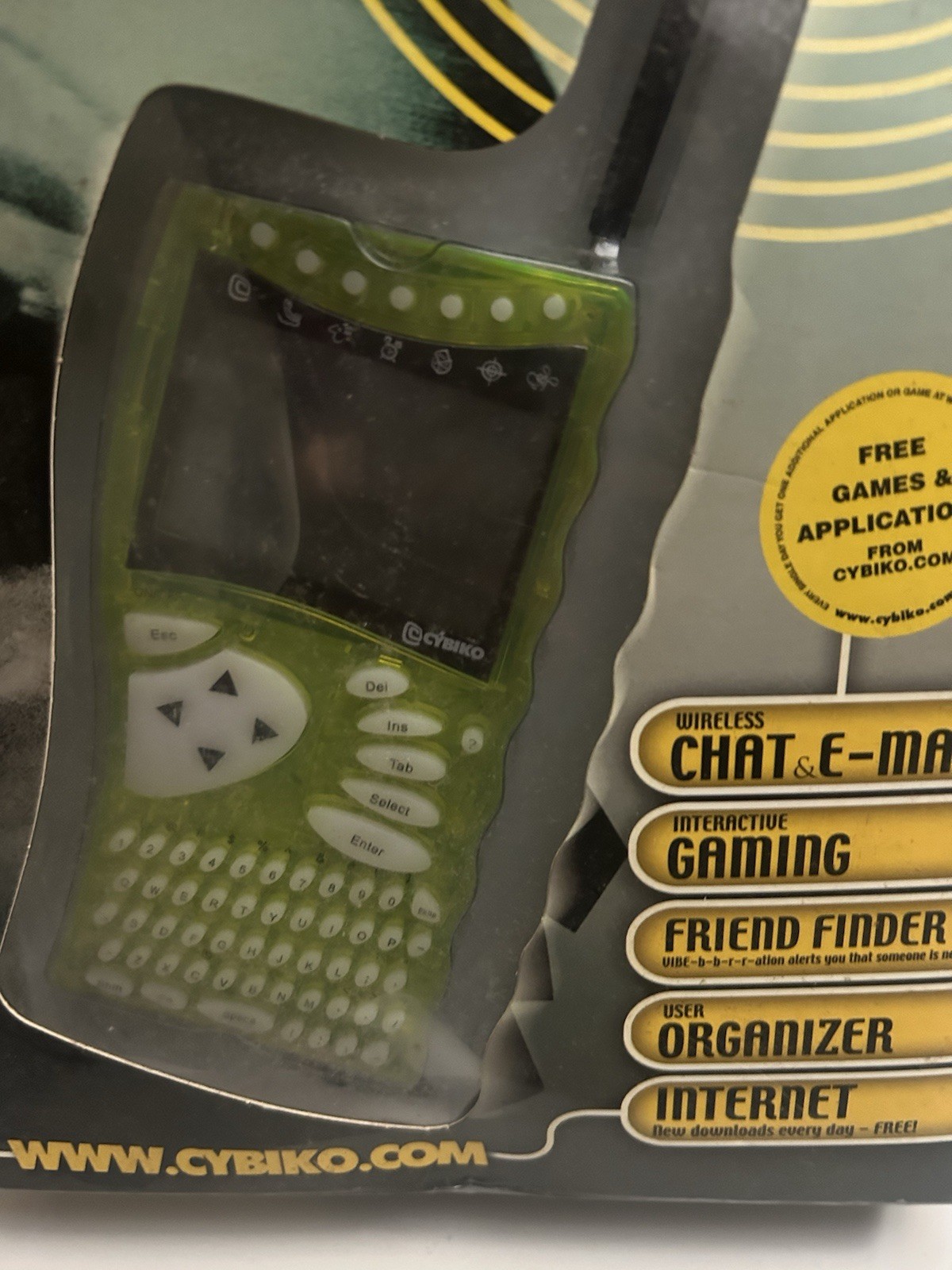 Cybiko Wireless Inter-Tainment System Handheld Computer Yellow Vintage