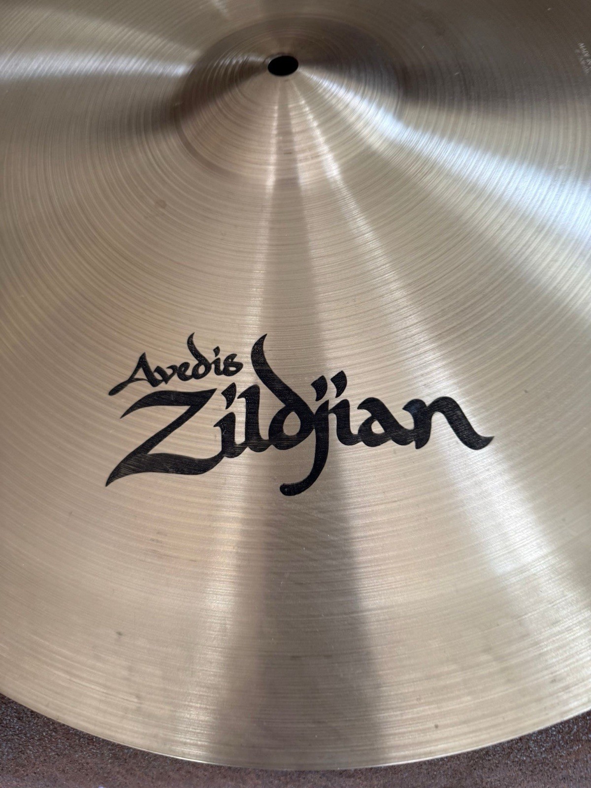 Zildjian Avedis 20” Pang Cymbal. 2104g. Free P&P