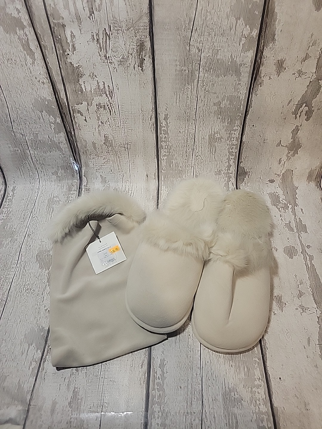 RH Ultra Faux Fur Collection Ultra Scuff Slippers Men LG 10-12 NWT