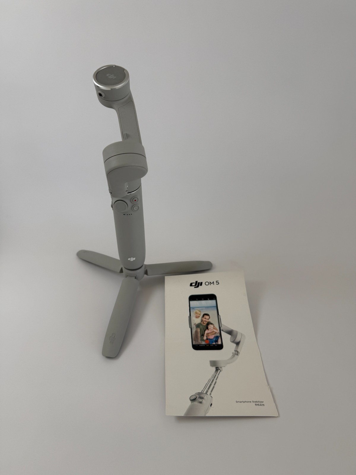 DJI OM 5 Extendable Handheld Smartphone Gimbal - USED Gray