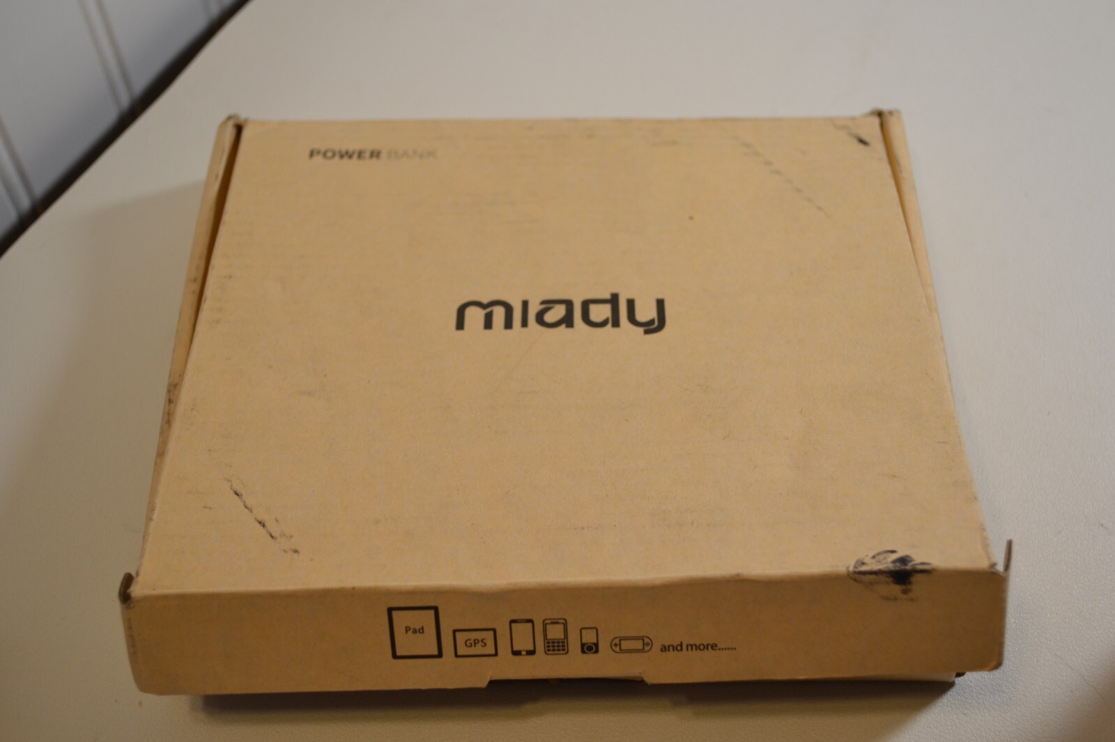 2 MLADY Power Banks 10000mAh each Duel USB, USB C Port 1-black 1-white