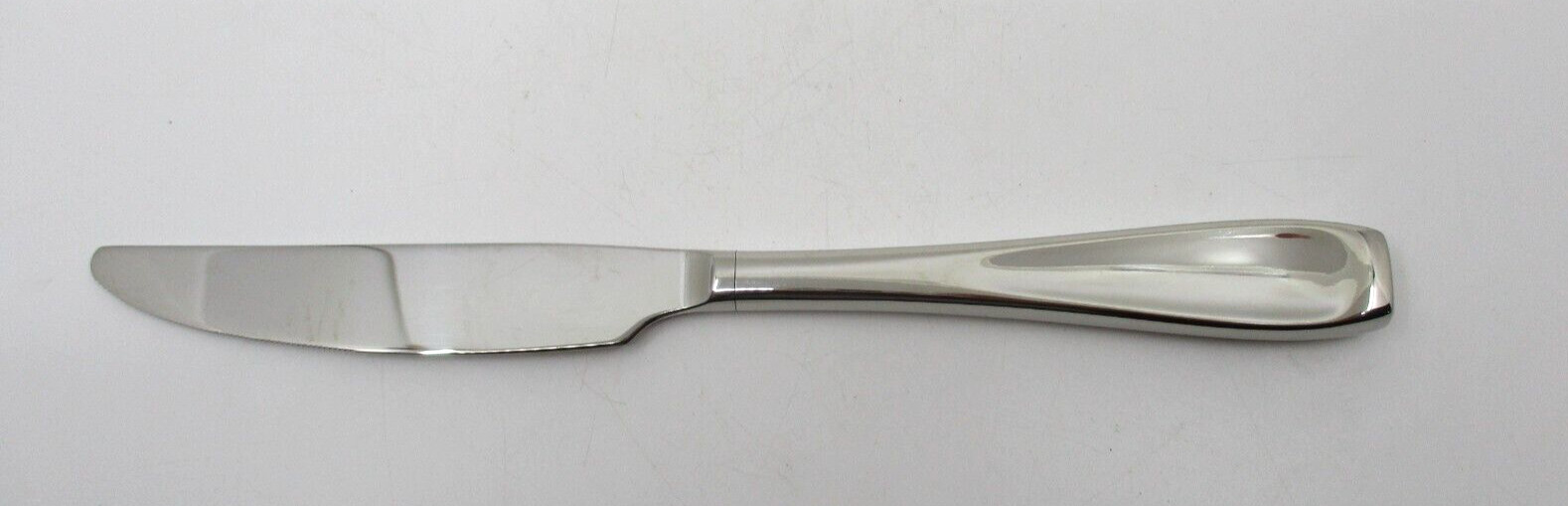 ONEIDA STAINLESS LAGEN DINNER KNIFE - 9 3/8" - 02P