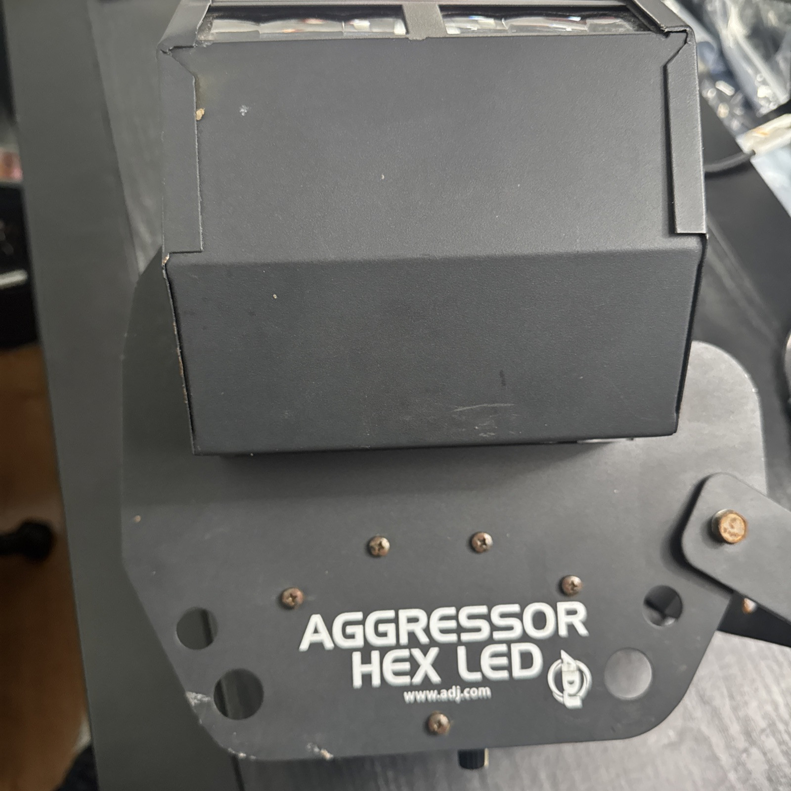 American DJ AGGRESSOR HEX LED Multicolor