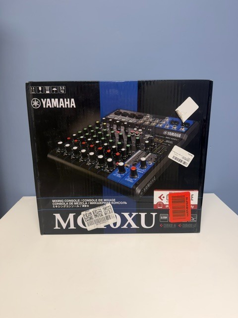 Yamaha MG10XU 10-Channel Analog Mixer w/ Effects