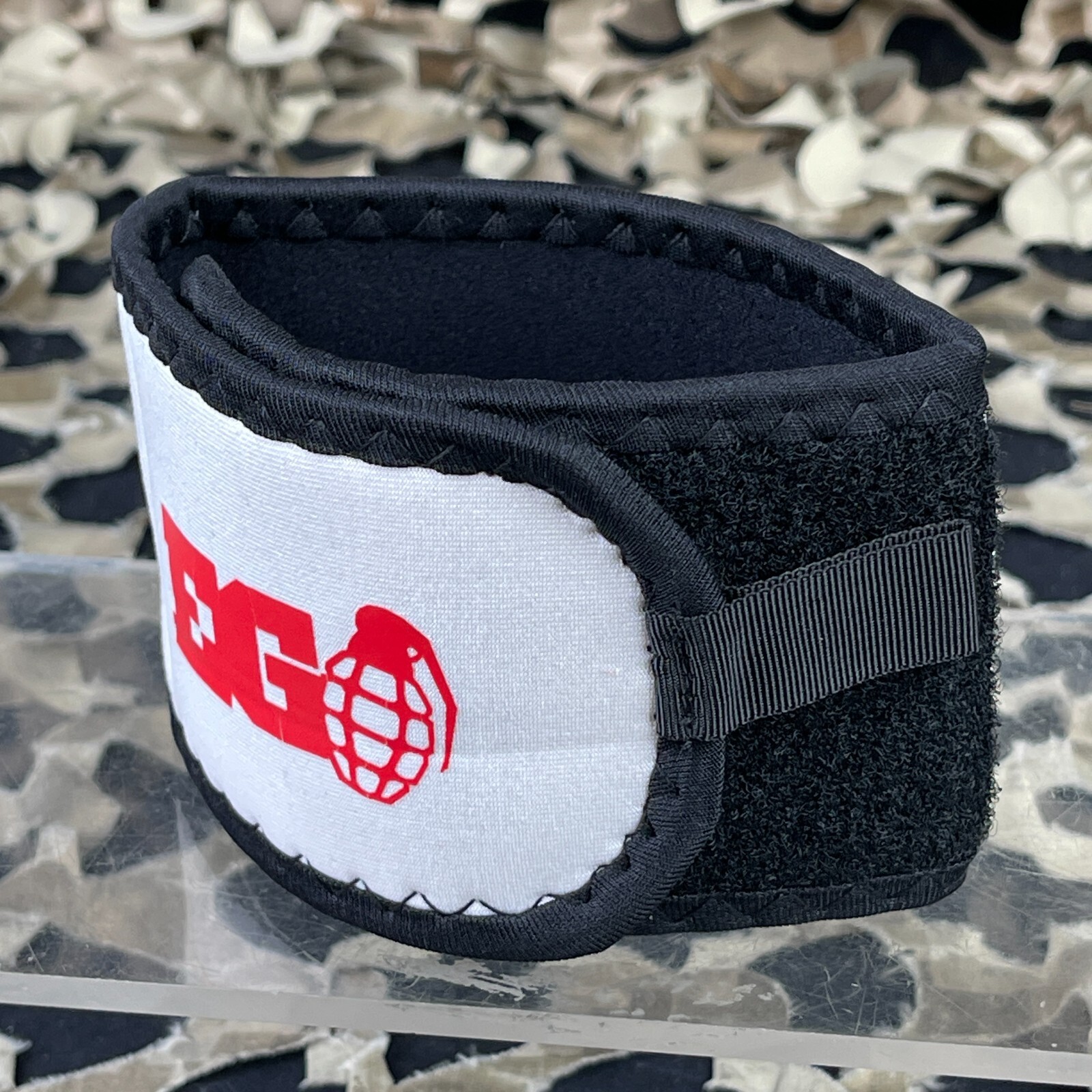 NEW Enola Gaye Team Armband - White