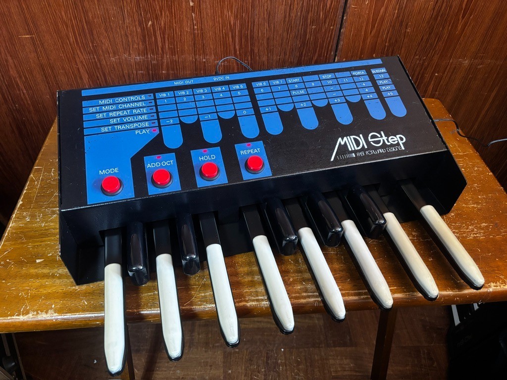 Hammond / Suzuki Midi Step MIDI BASS PEDAL w/ power supply
